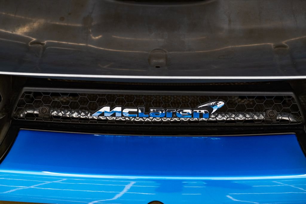 Used 2020 McLaren 720S Spider photo 31