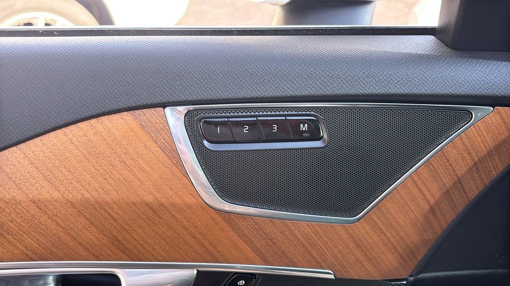 2023 Volvo Xc90 B6 Core