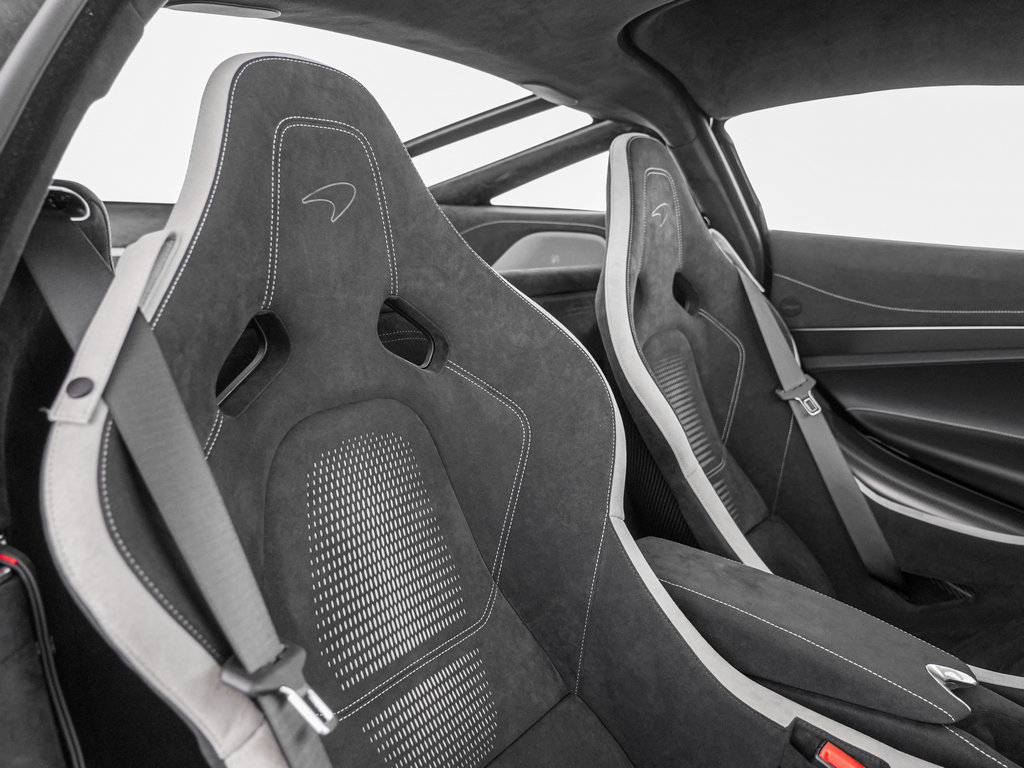 New 2027 McLaren 750S photo 27