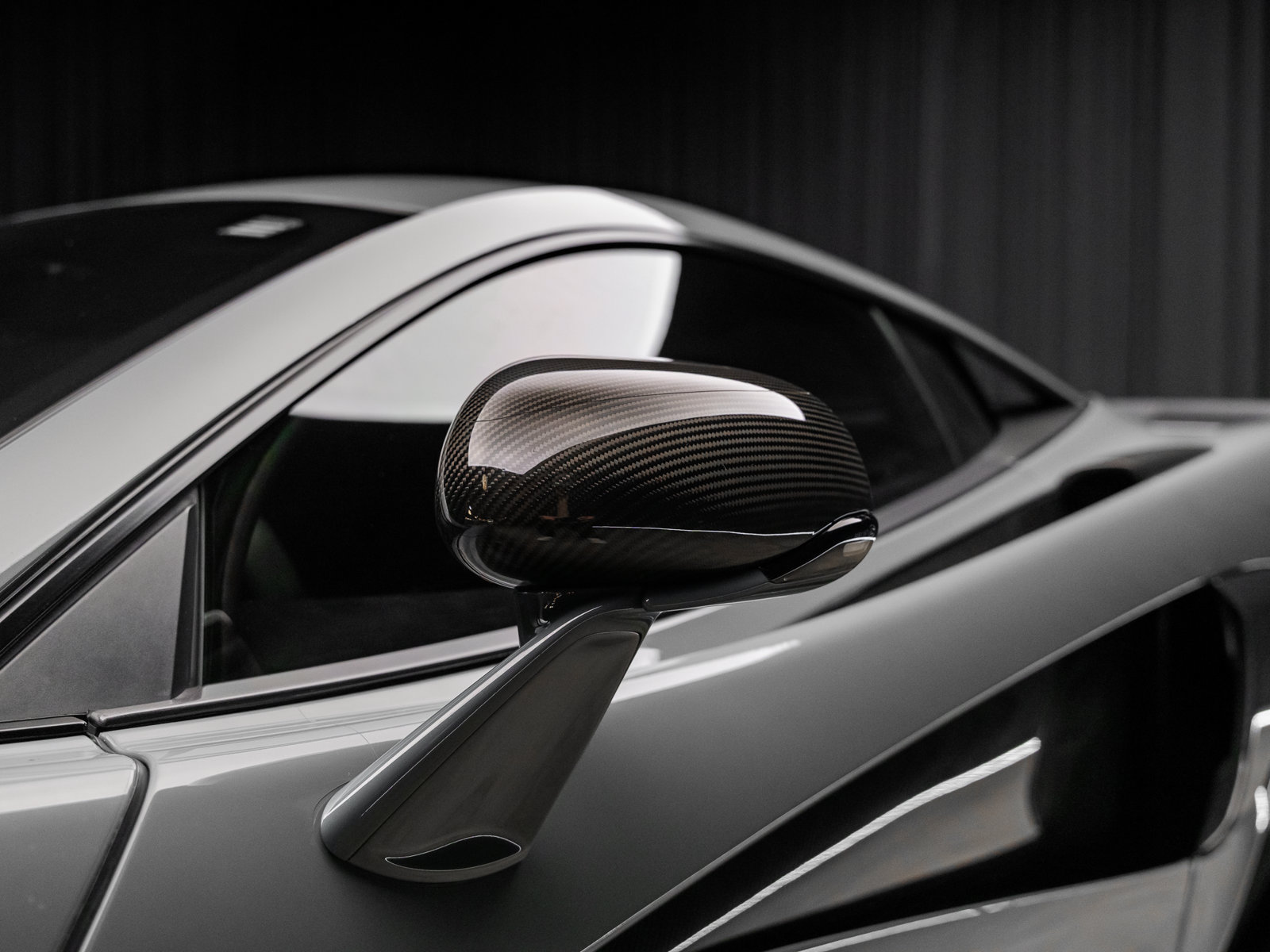 Used 2019 McLaren 600LT photo 4