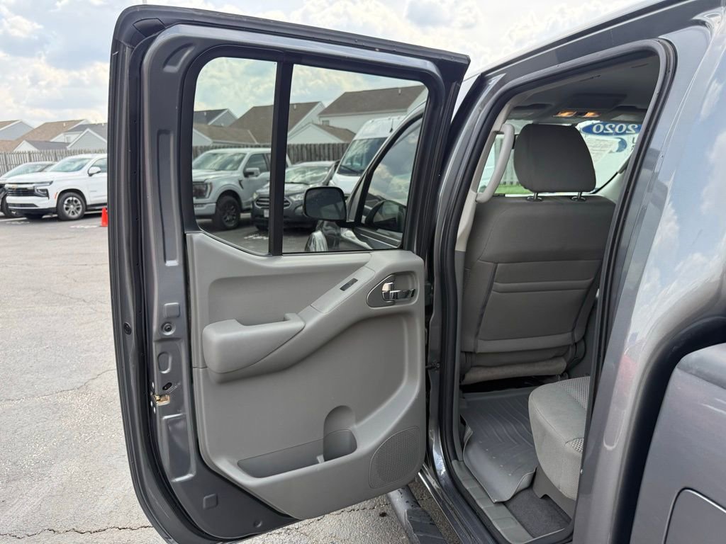 2020 Nissan Frontier SV