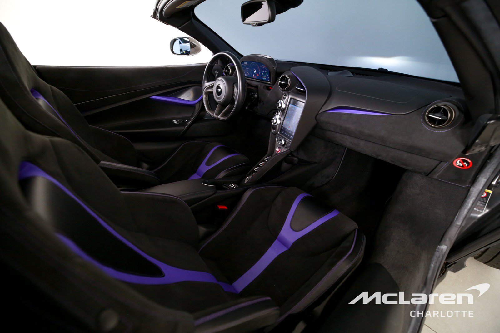 Used 2022 McLaren 720S Spider photo 21
