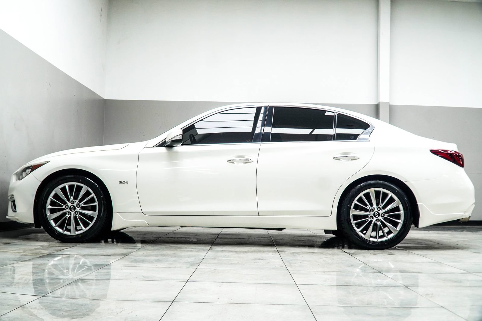 2018 INFINITI Q50 Luxe