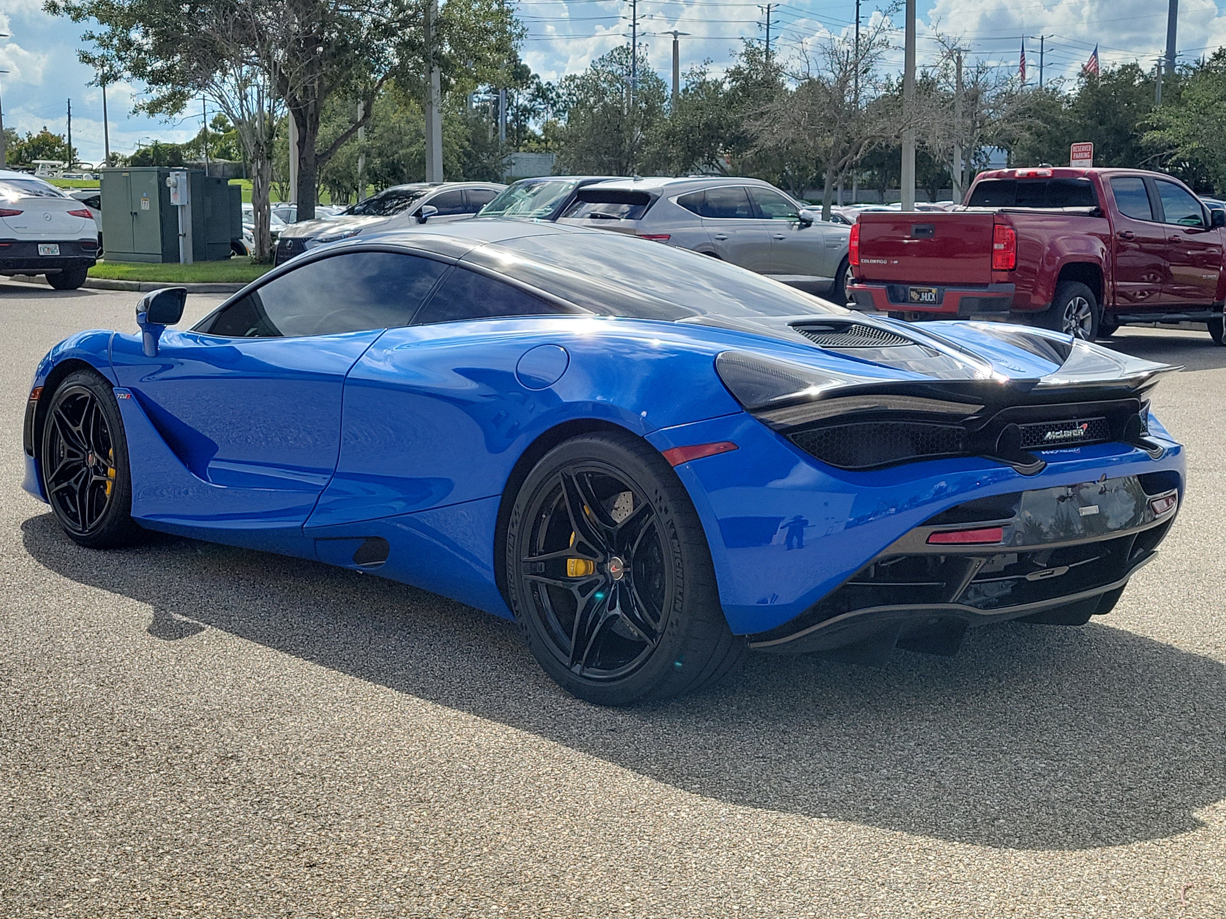 Used 2018 McLaren 720S Luxury photo 10