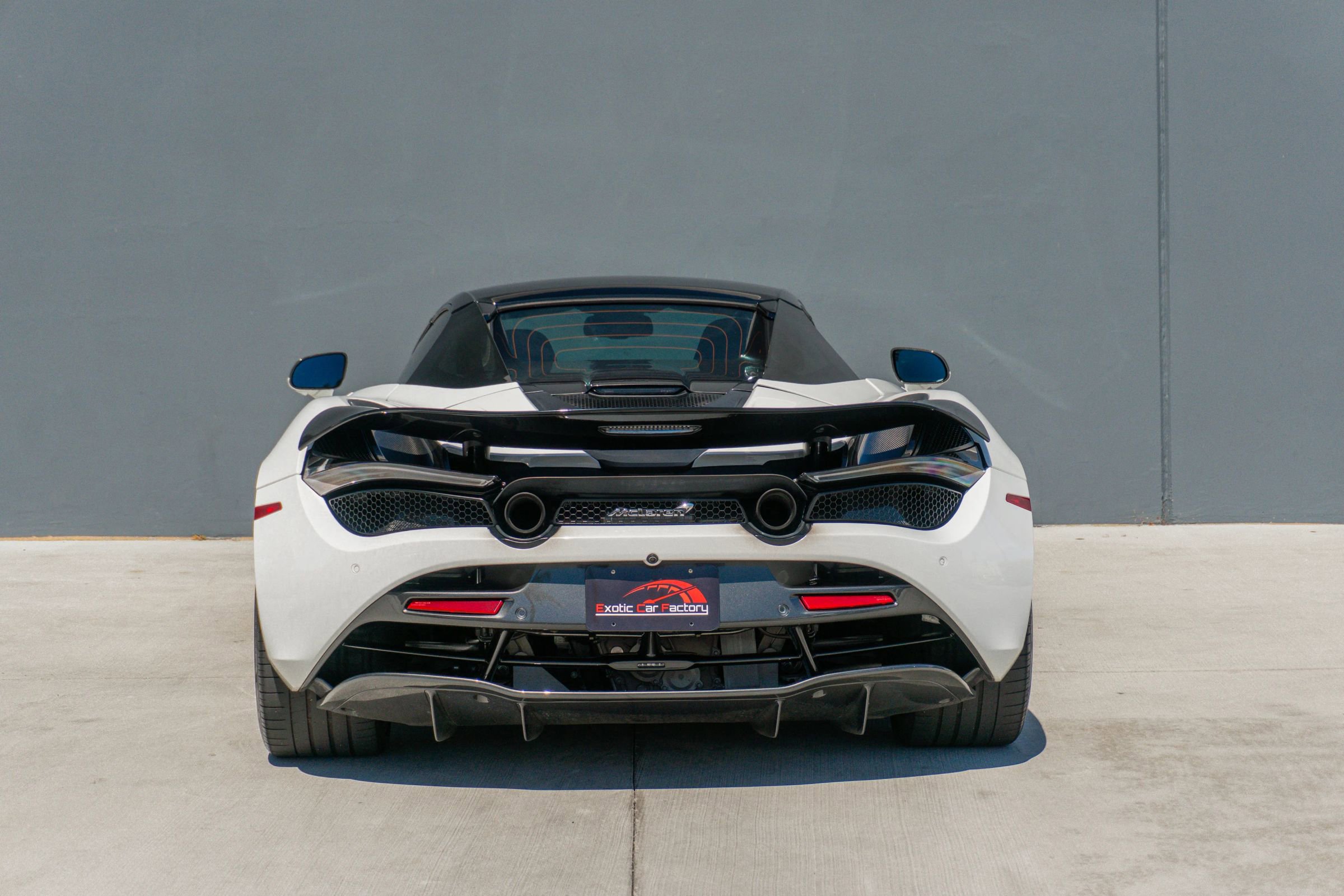 Used 2021 McLaren 720S Spider photo 9