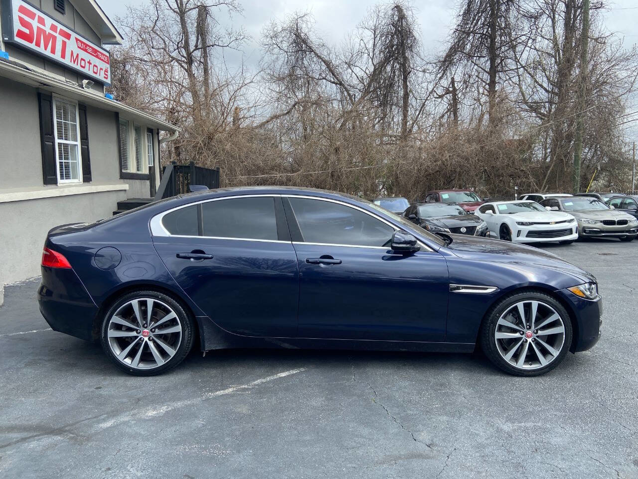 2017 Jaguar XE Prestige
