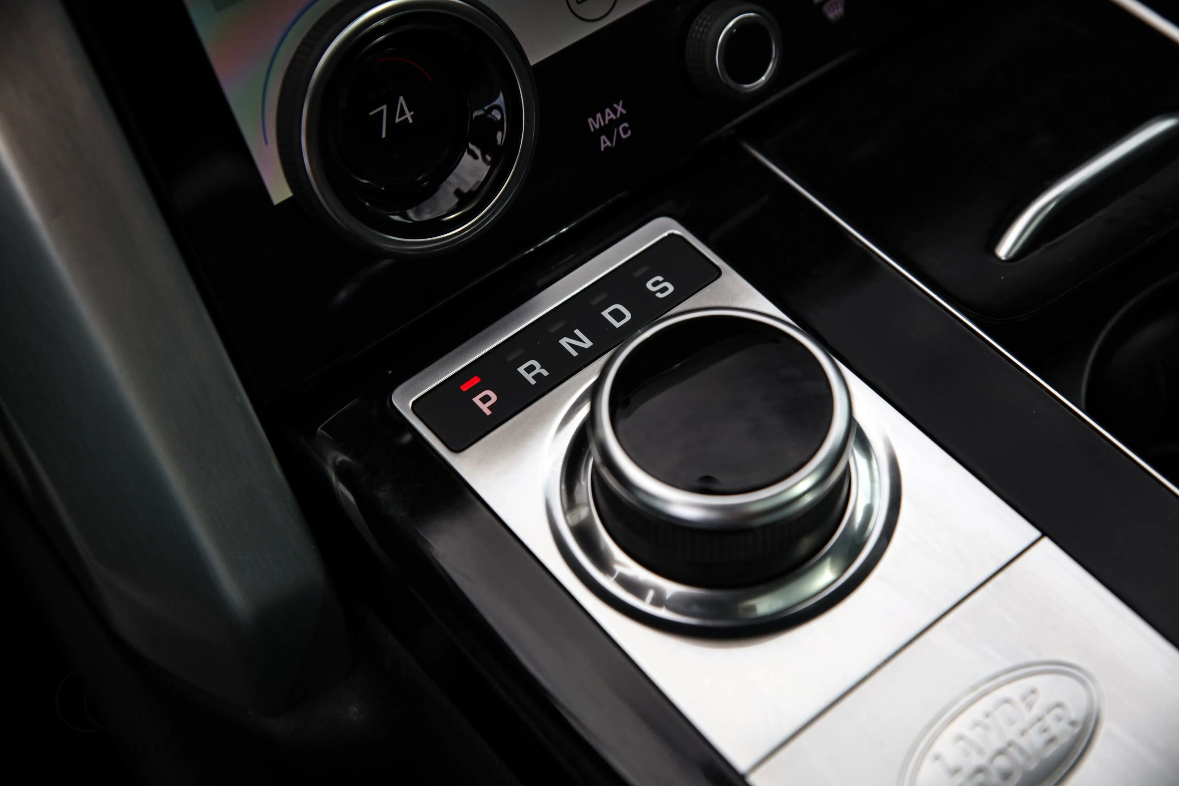 2022 Land Rover Range Rover P525 Westminster Edition