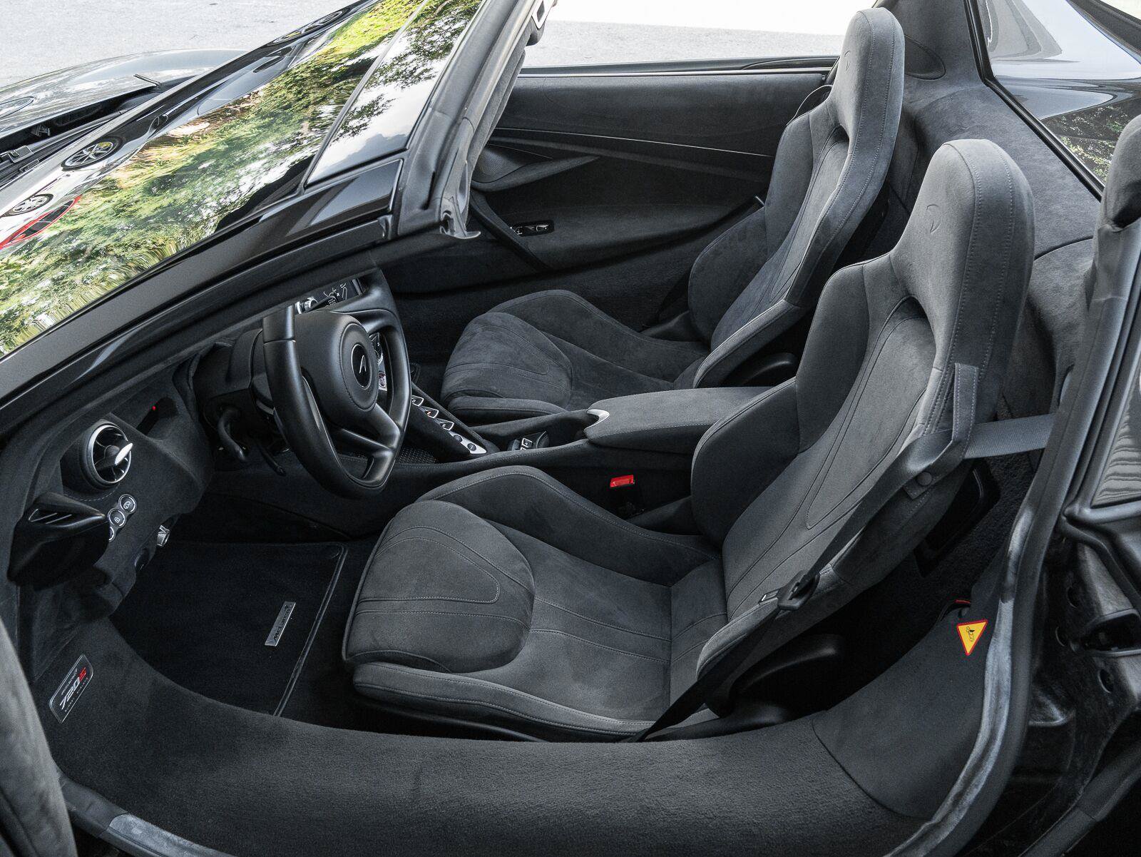 Used 2020 McLaren 720S Spider photo 22
