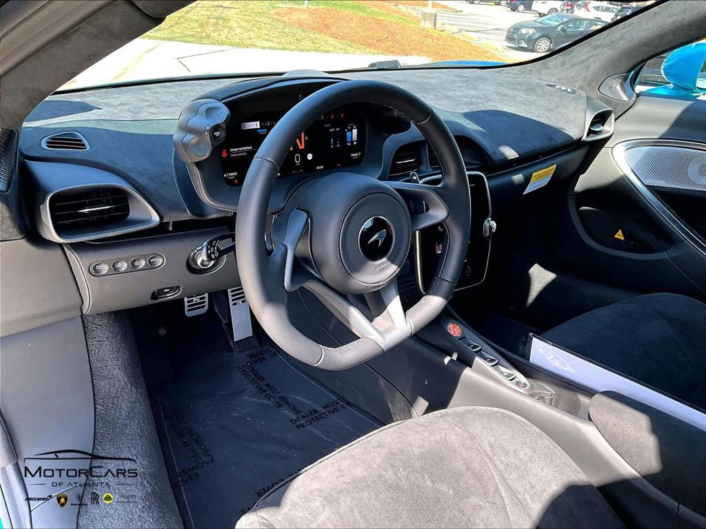 2026 McLaren Artura Spider