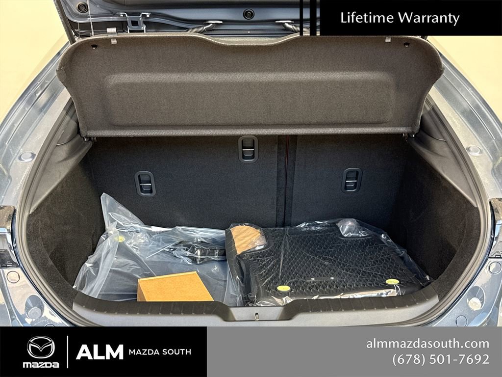 2026 MAZDA Mazda3 Carbon