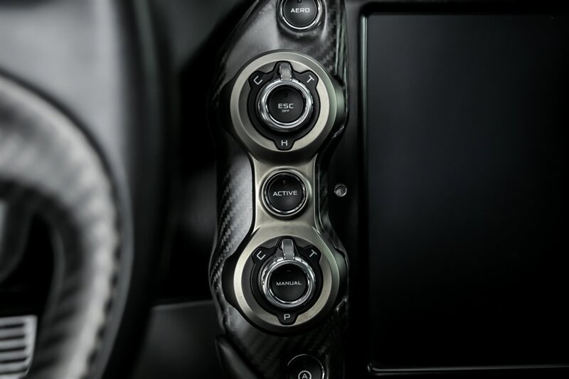 Used 2018 McLaren 720S Performance photo 33