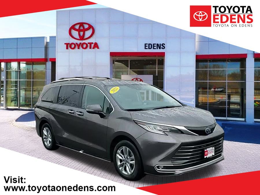 2022 Toyota Sienna Limited 7-Passenger