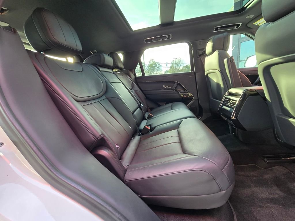 2023 Land Rover Range Rover Sport SE