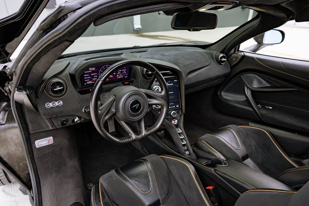 Used 2019 McLaren 720S Performance photo 19