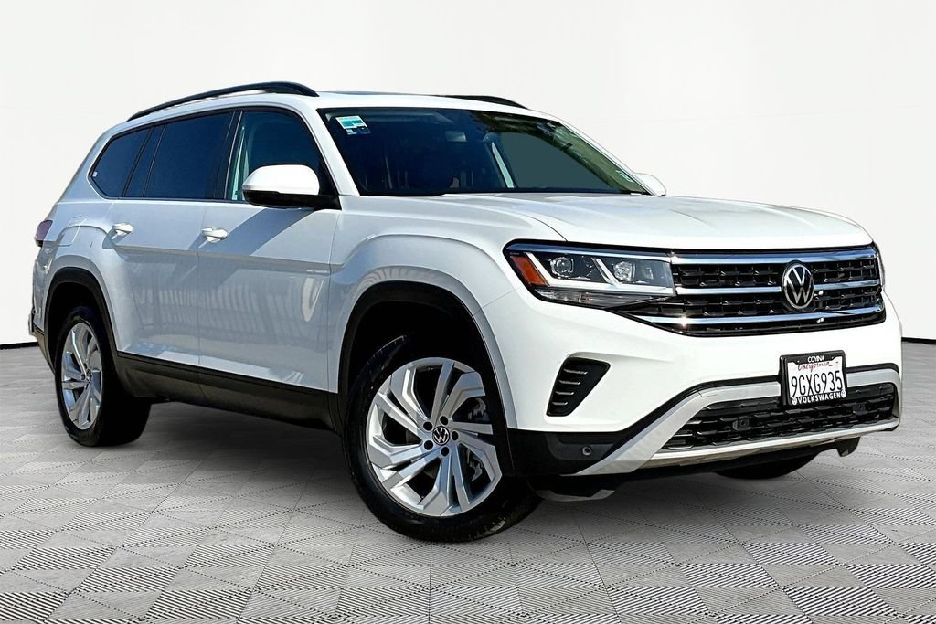Used 2023 Volkswagen Atlas SE w/ Panoramic Sunroof Package