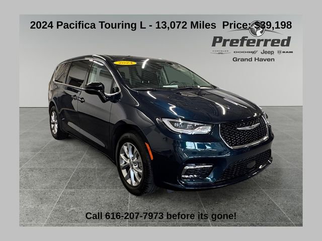 Used 2024 Chrysler Pacifica Touring-L