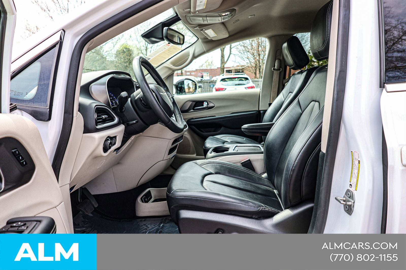 2024 Chrysler Pacifica Touring-L