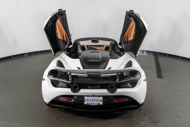Used 2020 McLaren 720S Luxury photo 11