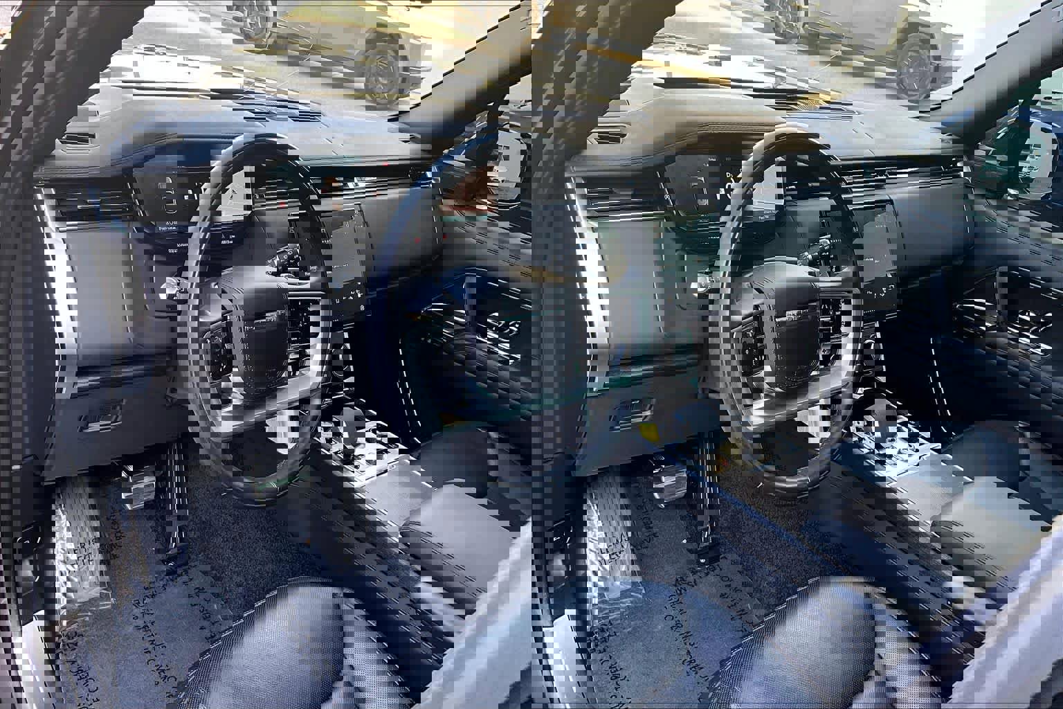 2023 Land Rover Range Rover Long Wheelbase First Edition