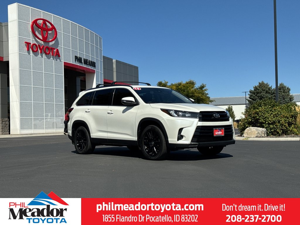 Used 2019 Toyota Highlander SE