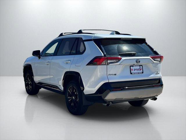 2023 Toyota RAV4 SE