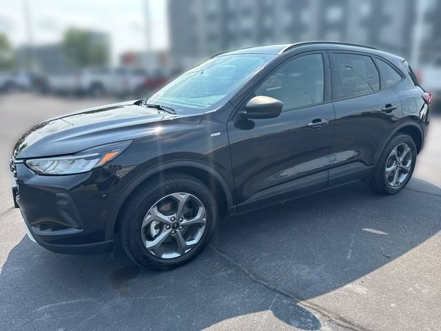 Used 2025 Ford Escape ST-Line