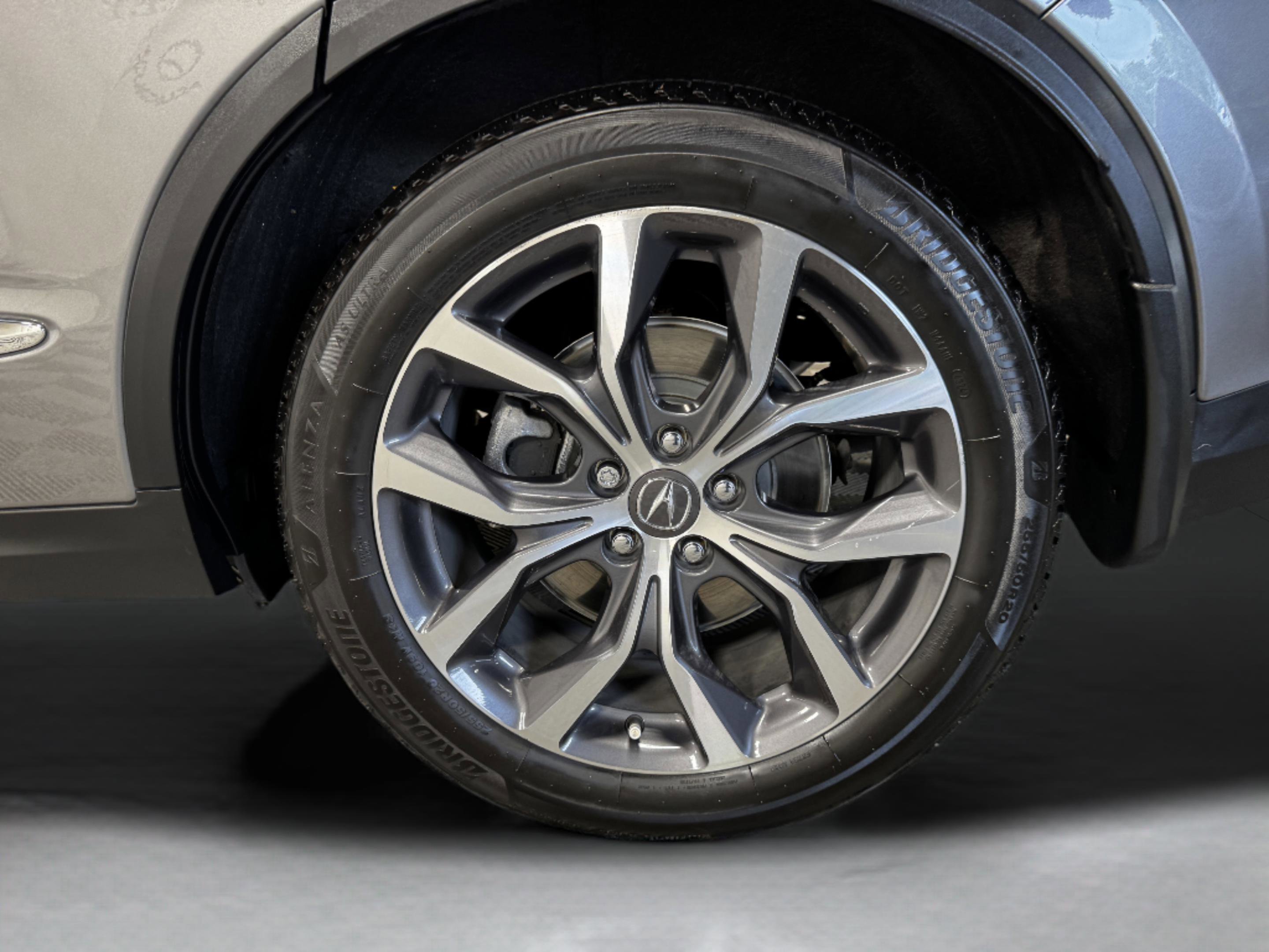 2023 Acura MDX FWD w/ Technology Package