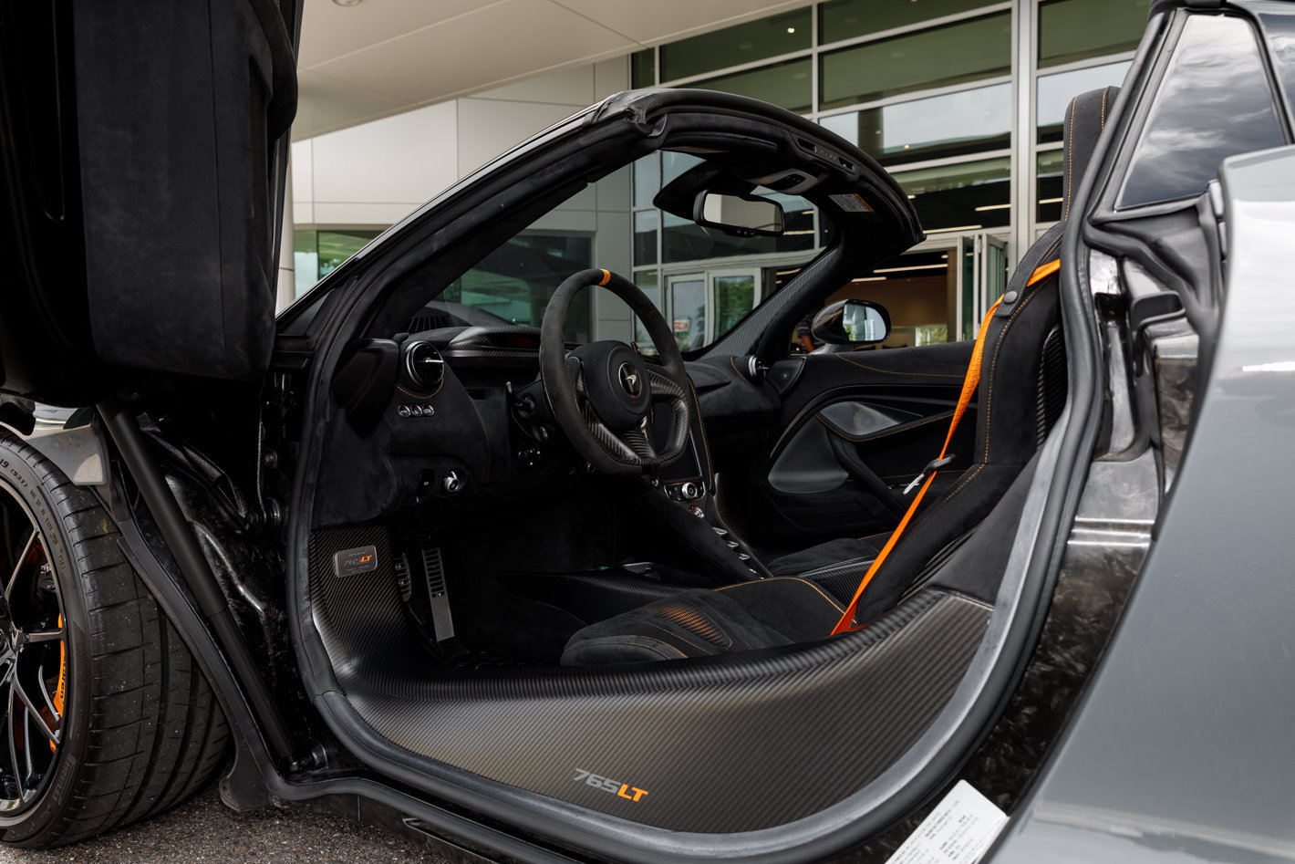 Used 2022 McLaren 765LT photo 62
