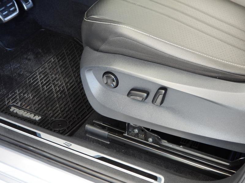 2022 Volkswagen Tiguan SE R-Line