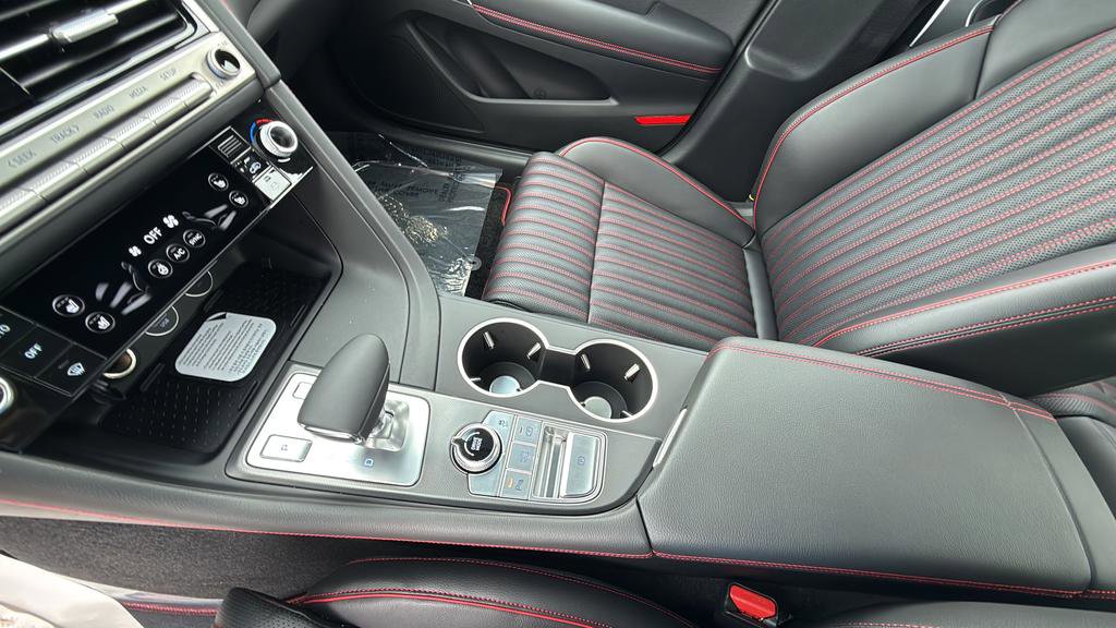 2026 Genesis G70 3.3T Sport Prestige