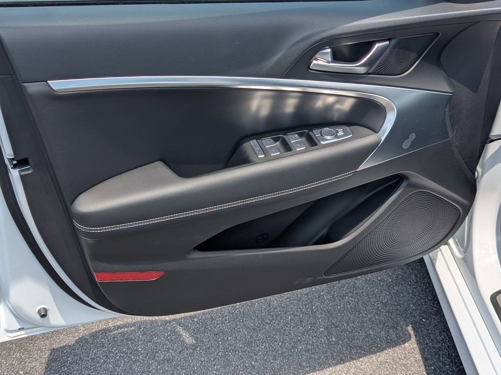 2026 Genesis G70 2.5T