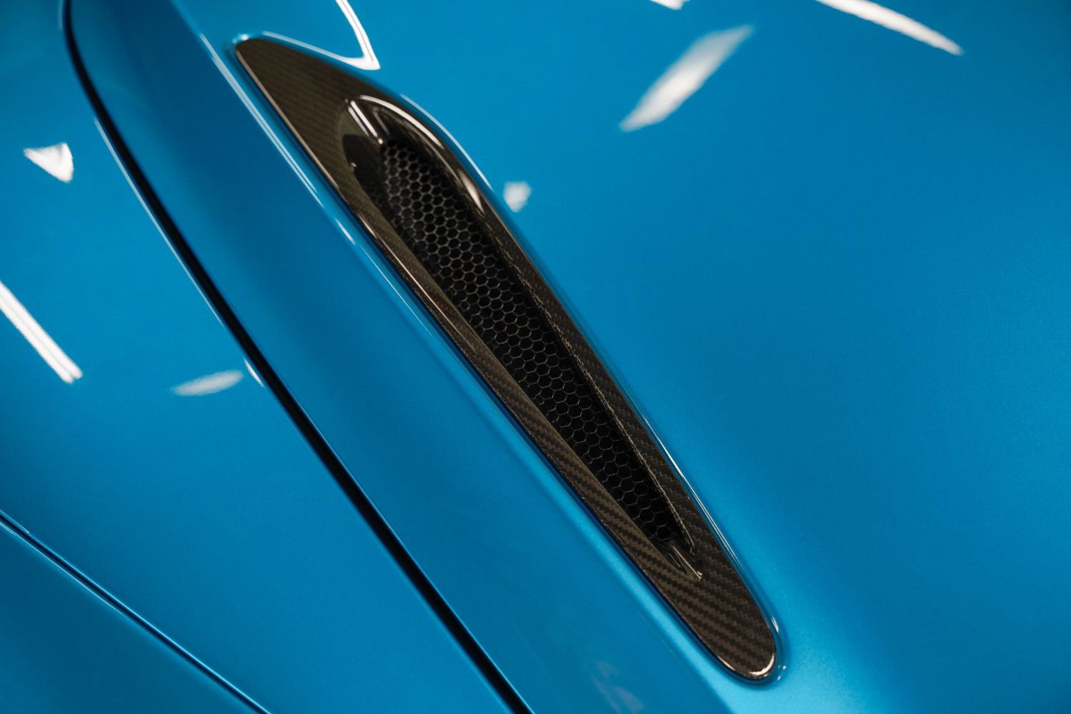 Used 2020 McLaren 720S Luxury photo 13