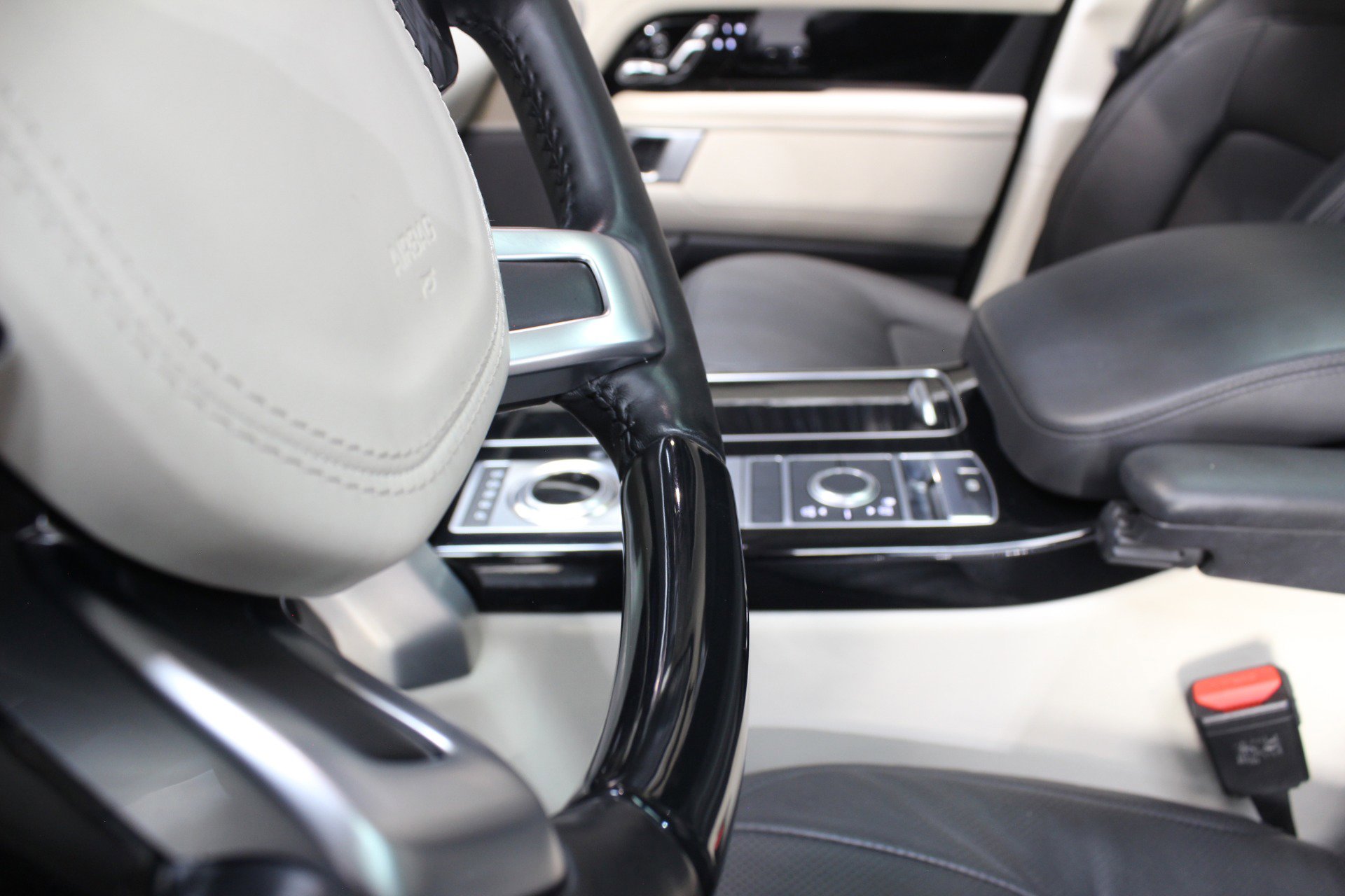 2021 Land Rover Range Rover Westminster Edition