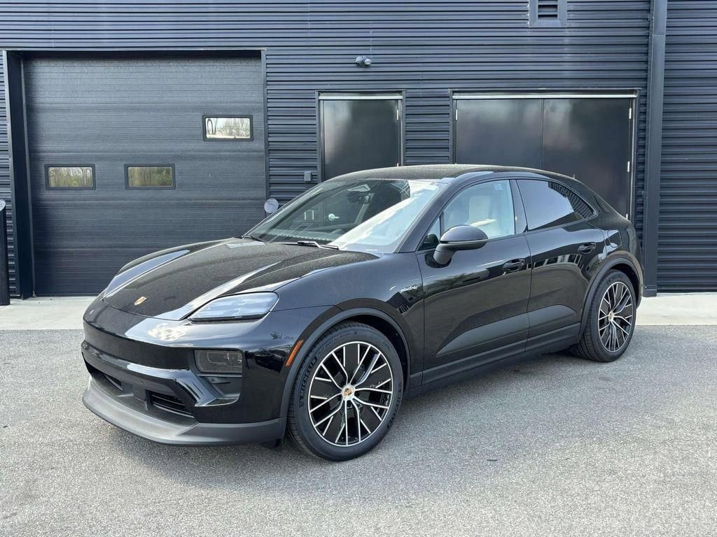 2025 Porsche Macan Electric