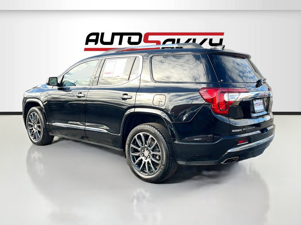 2023 GMC Acadia Denali