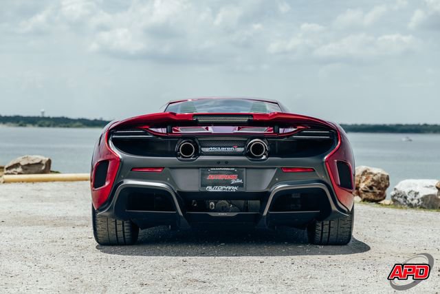 Used 2016 McLaren 675LT Coupe photo 17