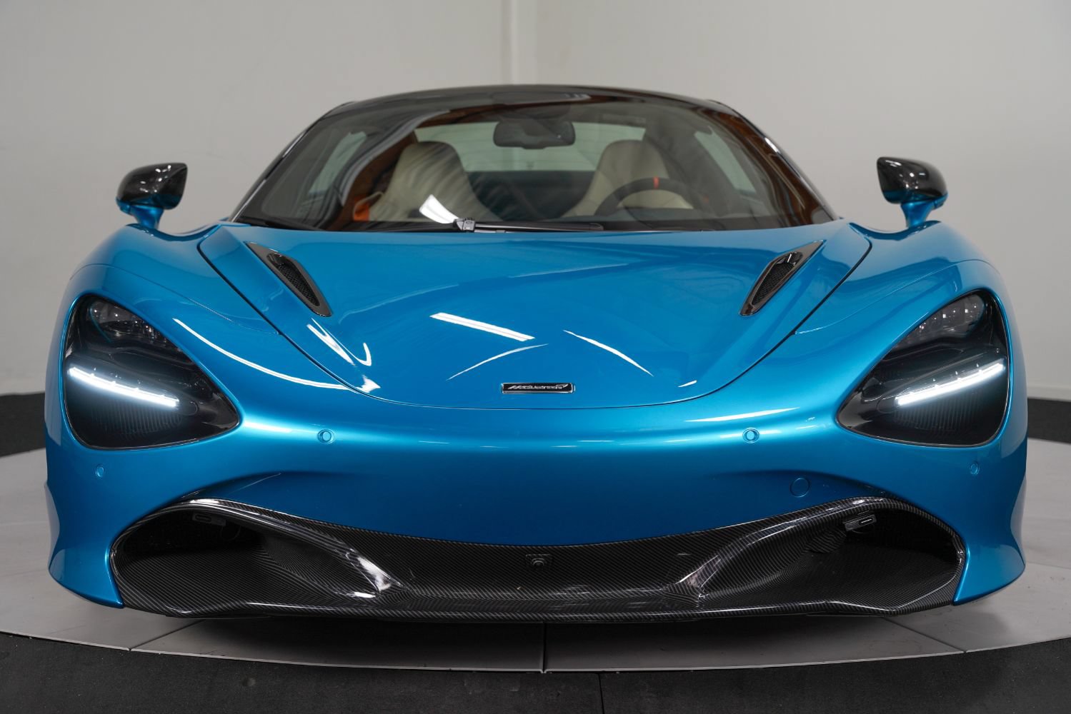 Used 2020 McLaren 720S Luxury photo 16