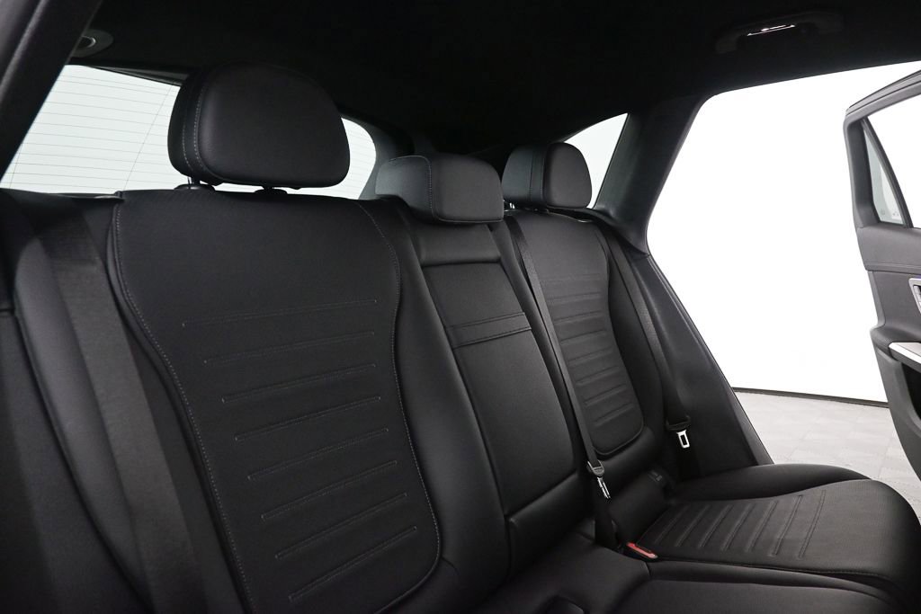 2024 Mercedes-Benz GLC 300