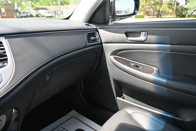 2012 Hyundai Genesis 4.6