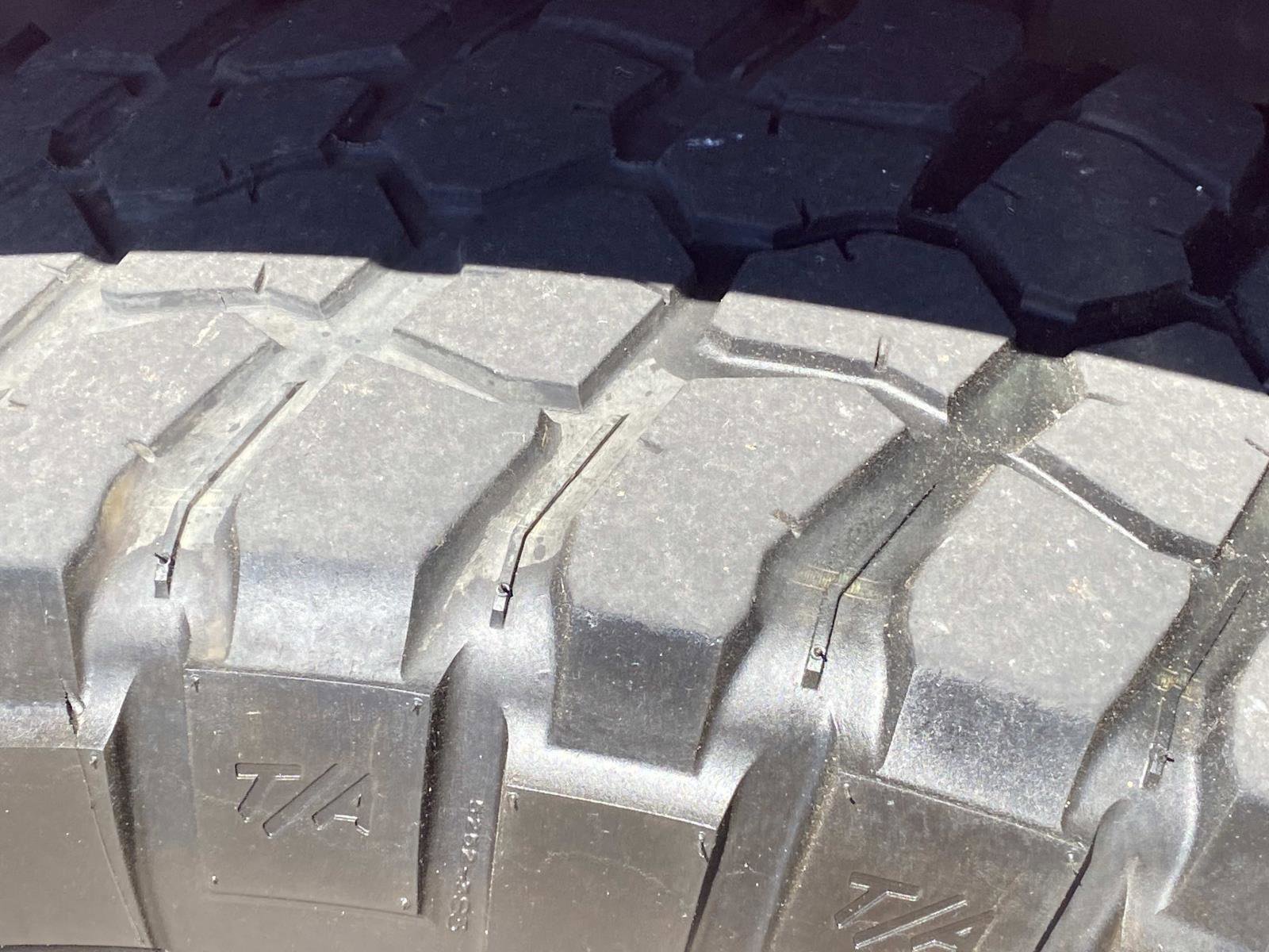 2021 Jeep Gladiator Willys