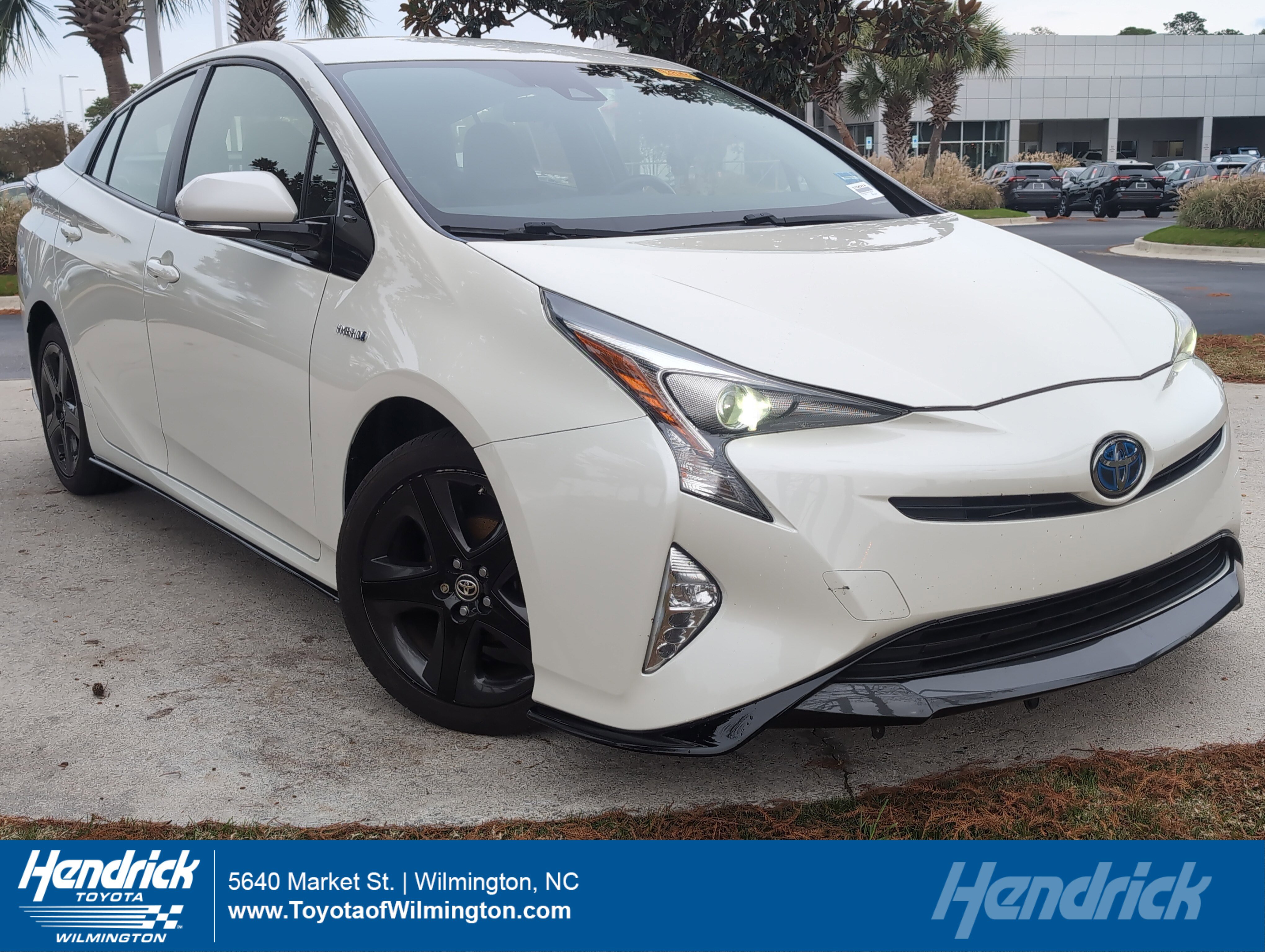 2017 Toyota Prius Three Touring