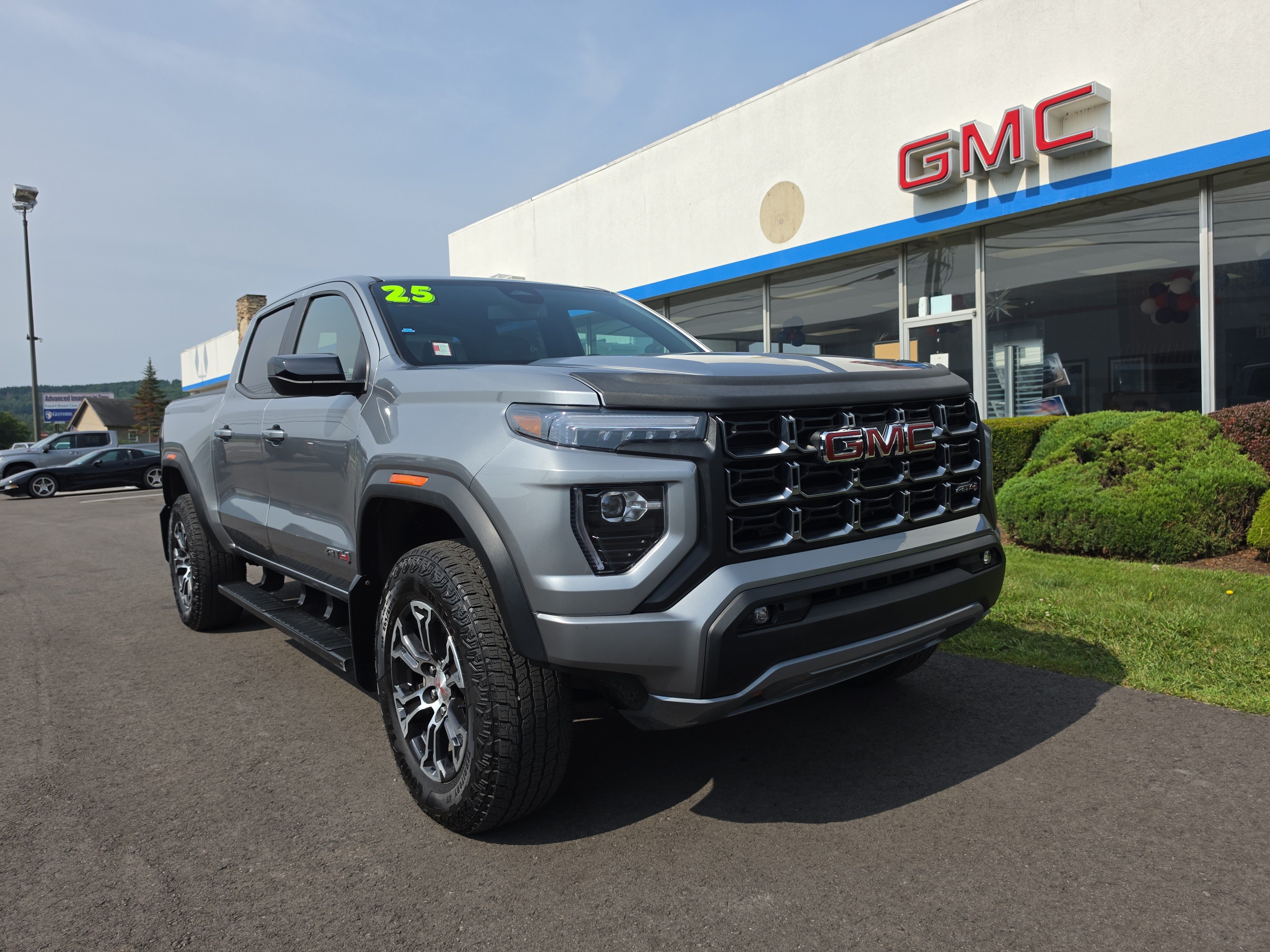 Used 2025 GMC Canyon AT4