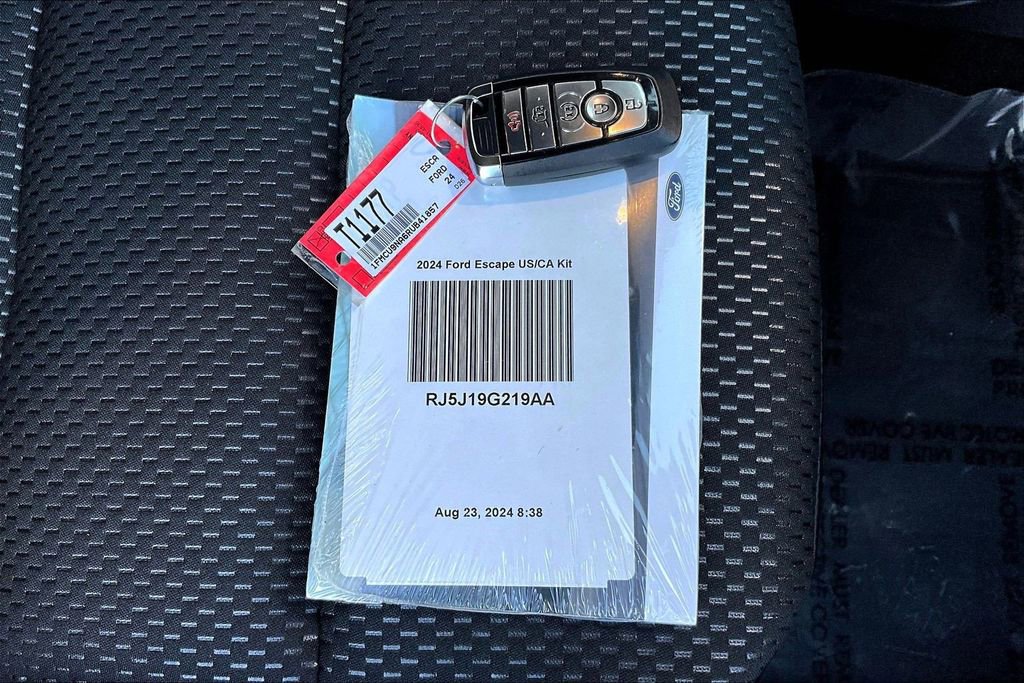 2024 Ford Escape ST-Line Select