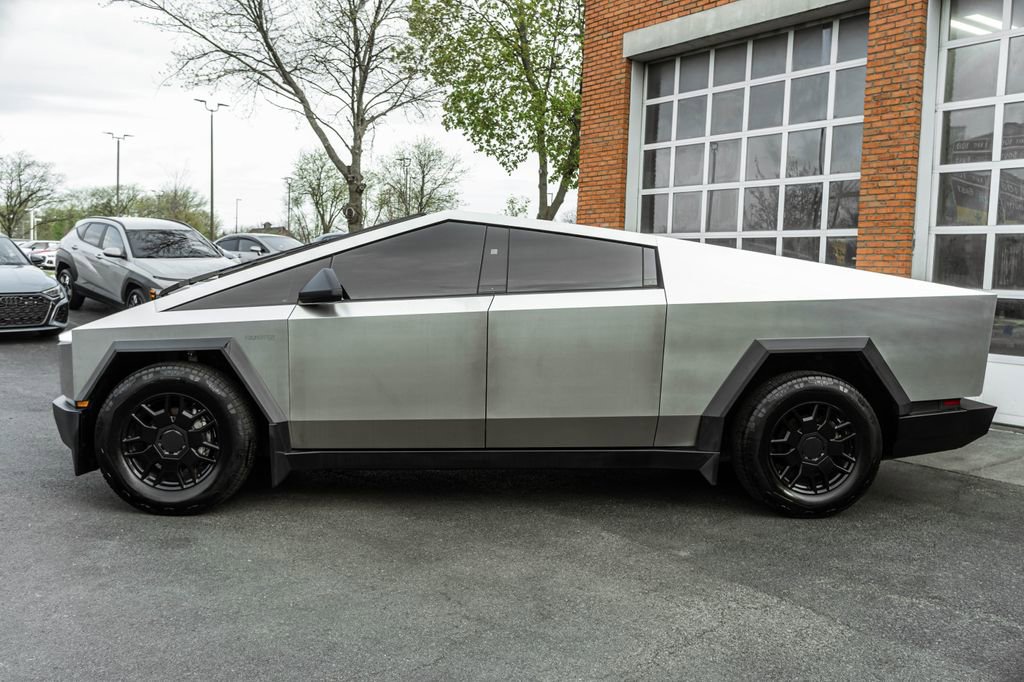 2024 Tesla Cybertruck AWD Crew Cab