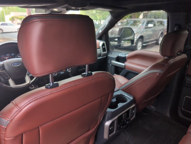 2022 Ford F350 Platinum