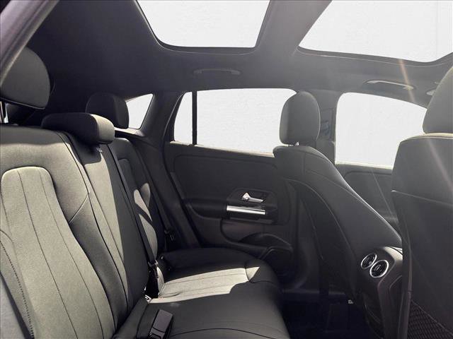 2025 Mercedes-Benz GLA 250