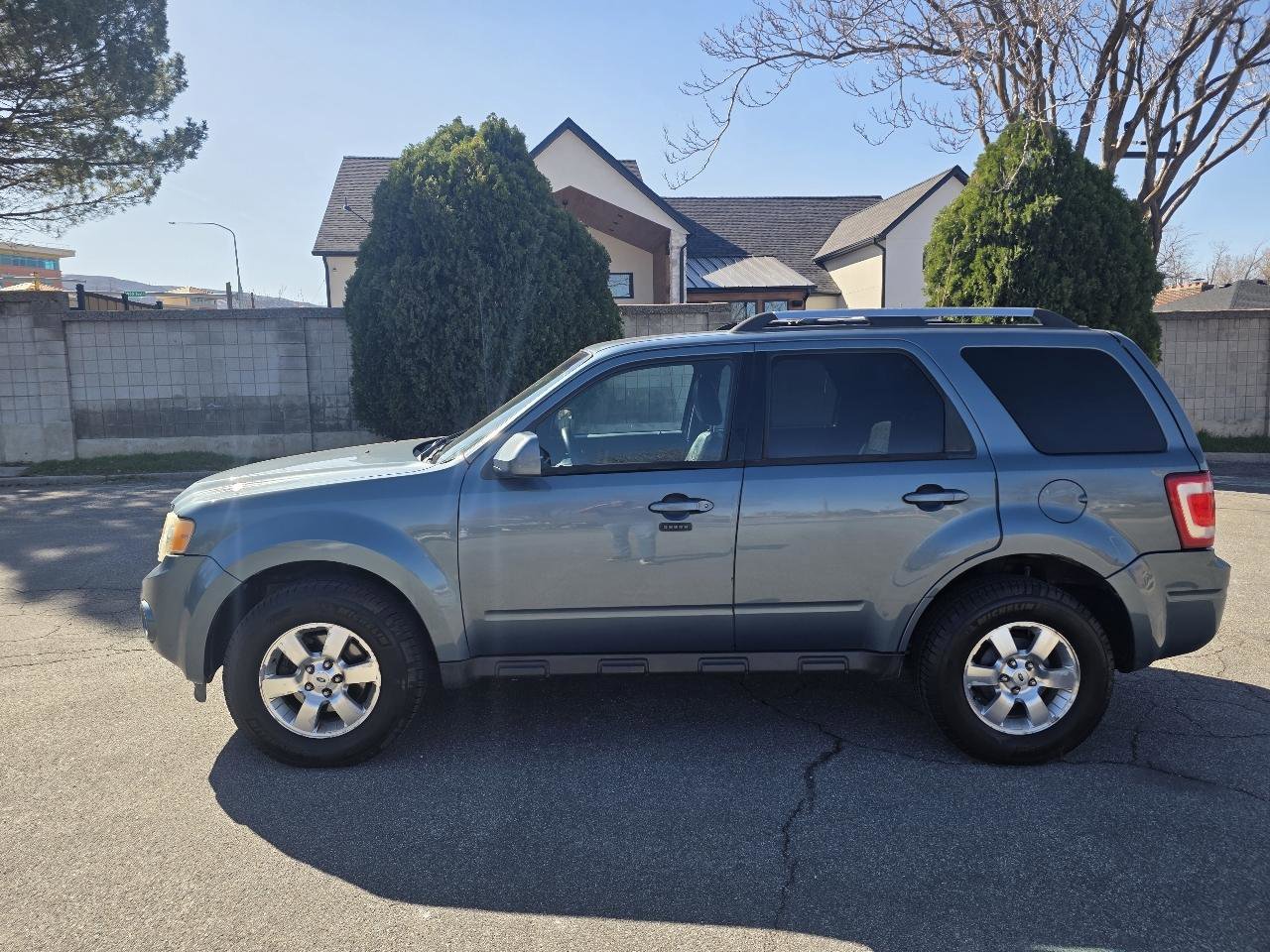 2011 Ford Escape Limited