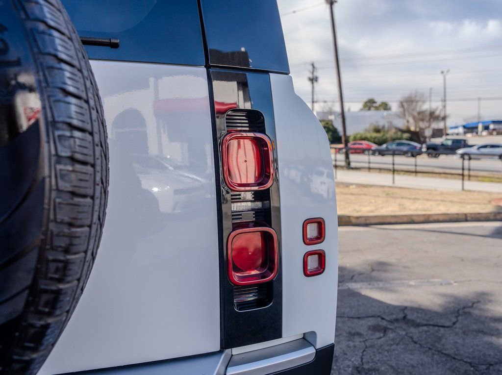2024 Land Rover Defender 130 S