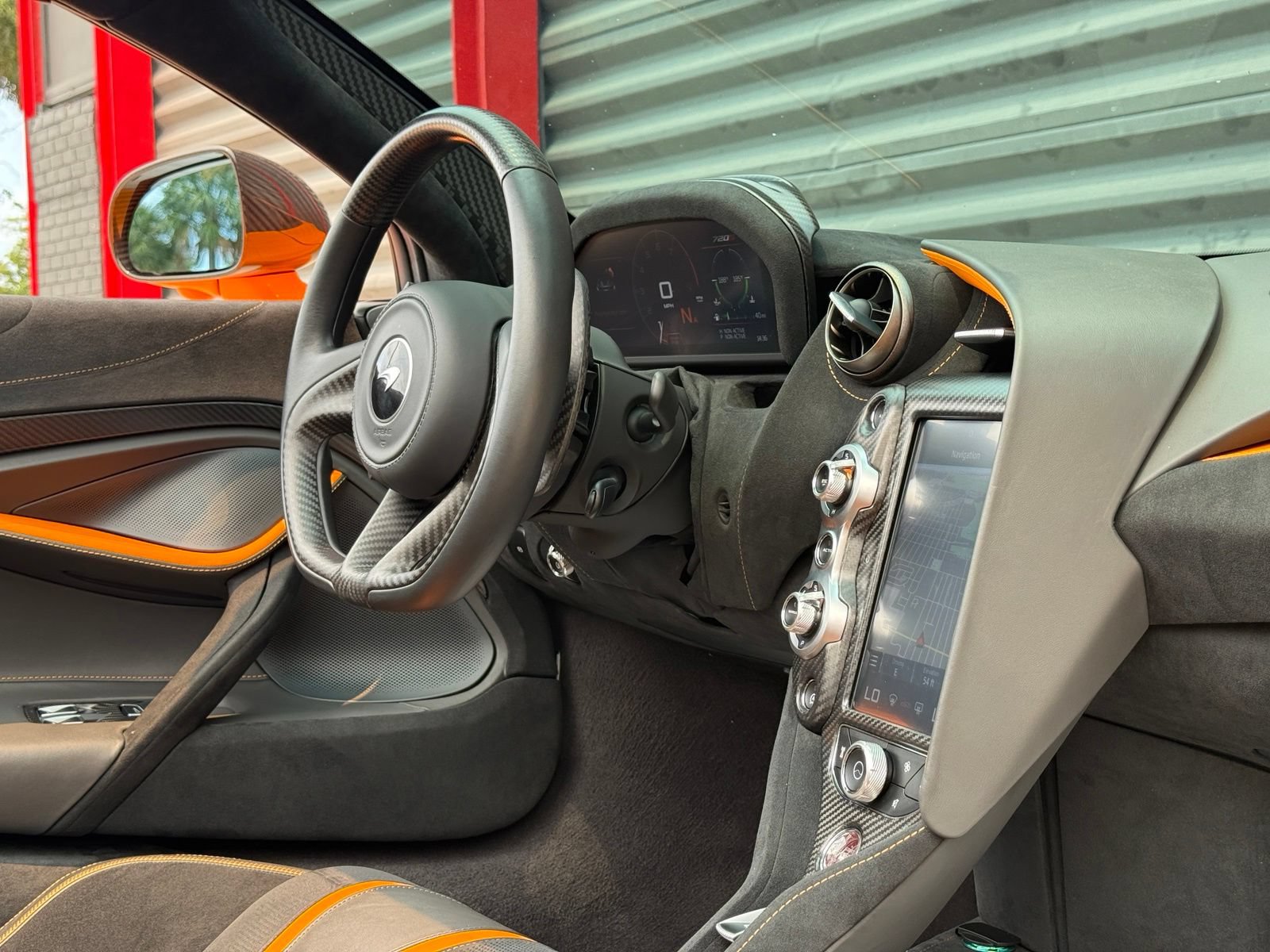 Used 2022 McLaren 720S Performance photo 34