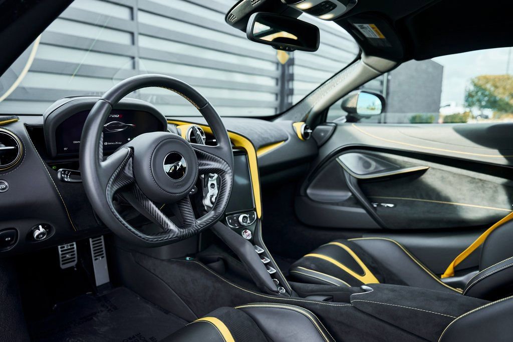 Used 2021 McLaren 720S photo 2